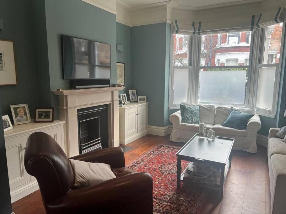 Four Bedroom Modern Victorian Wandsworth House London Ngoại thất bức ảnh
